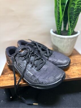 Nike | Metcon 5 Medal Strong Training Shoes - Women's 7.5, Black/Rose Gold